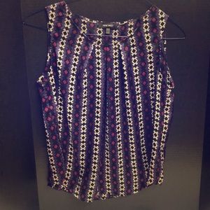 NINE WEST fun geometric blouse